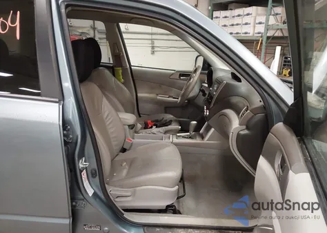 2010 Subaru Forester 2.5X Limited z USA, uszkodzony, nr VIN JF2SH6DC7AH781869